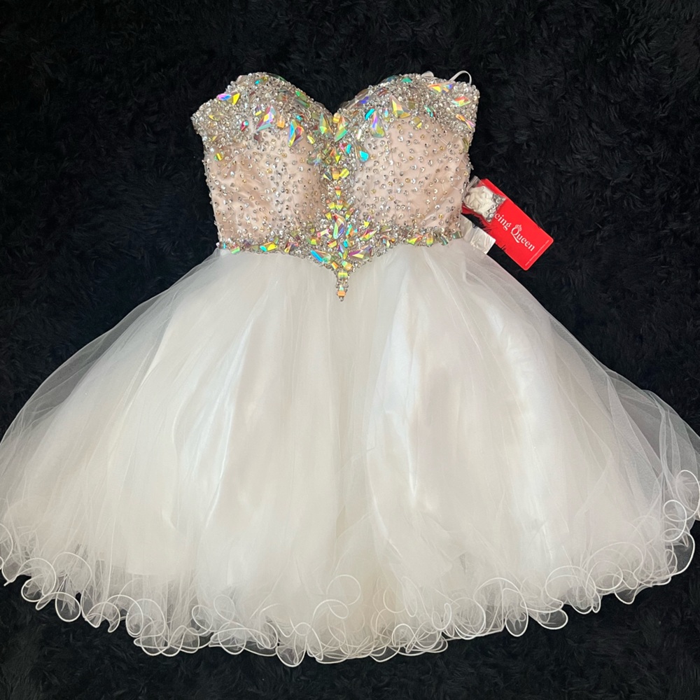 Dancing Queen Dress - Picture 3 of 7
